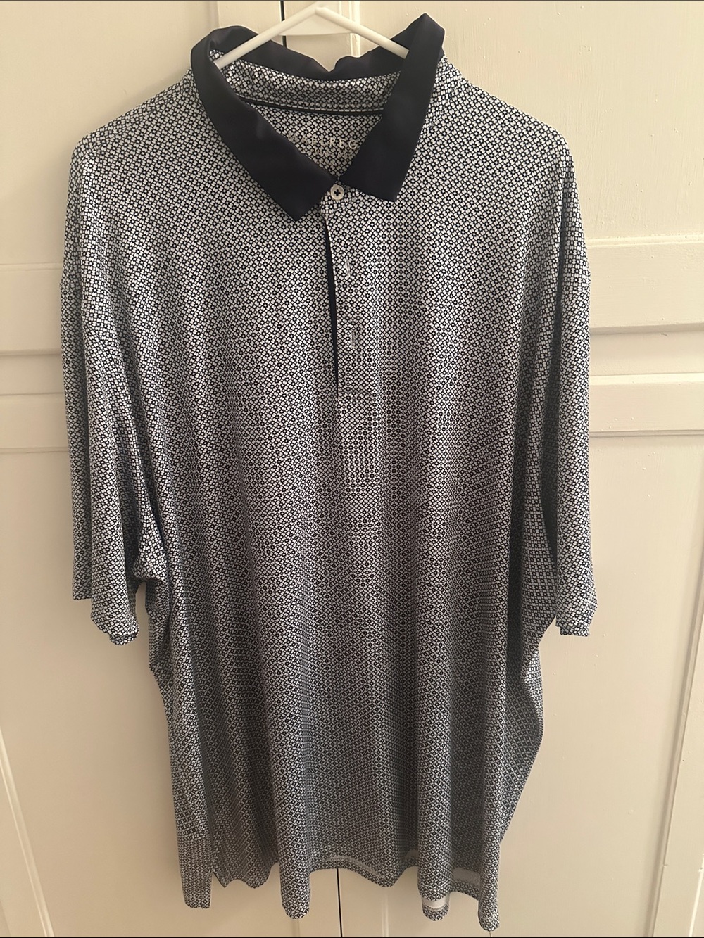 Golf Tshirt Men's Black & White Patterned Polo with Contrast Collar